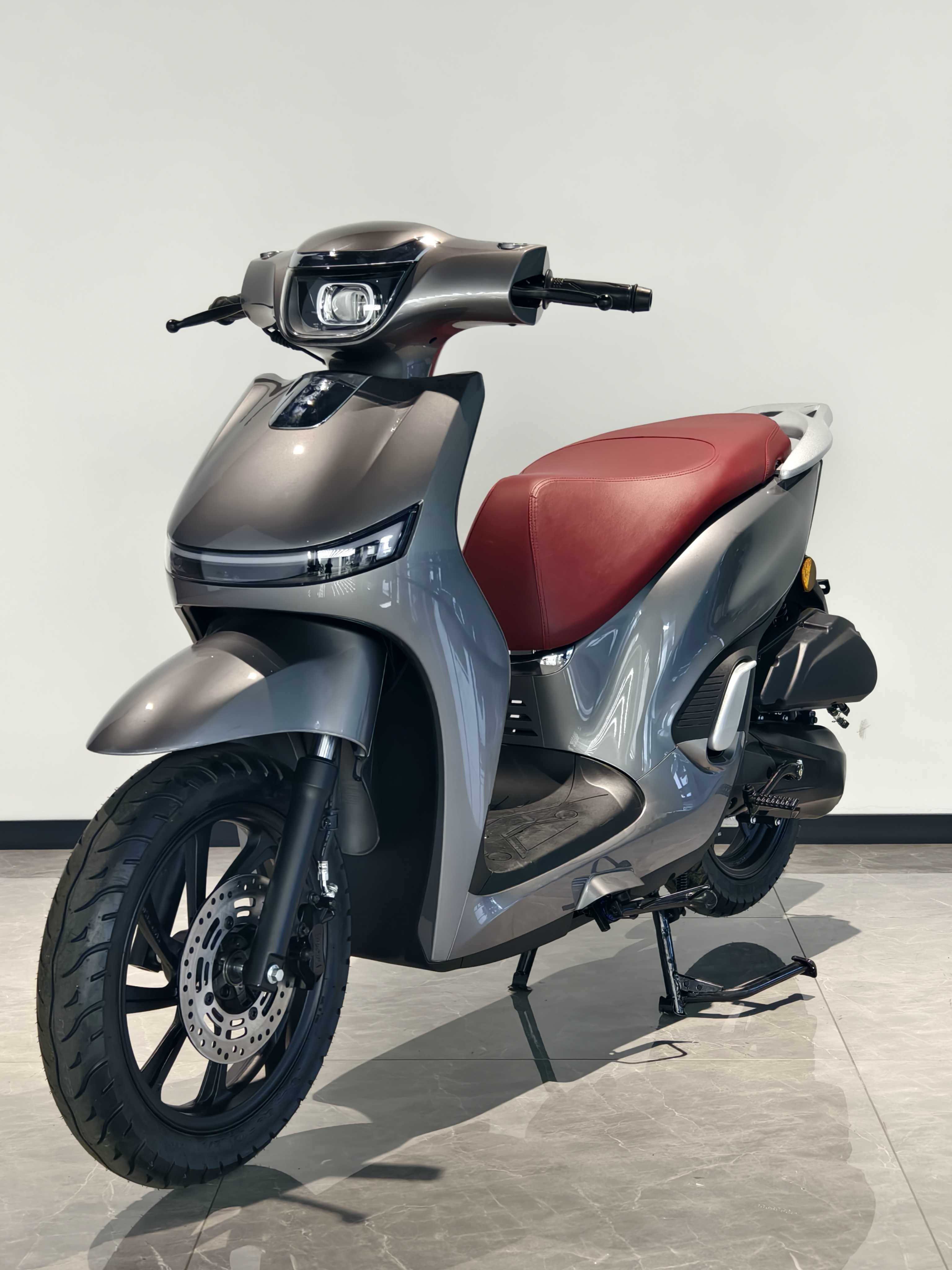 150cc Scooter Petrol Moped Motorbike Motorcycle EX008