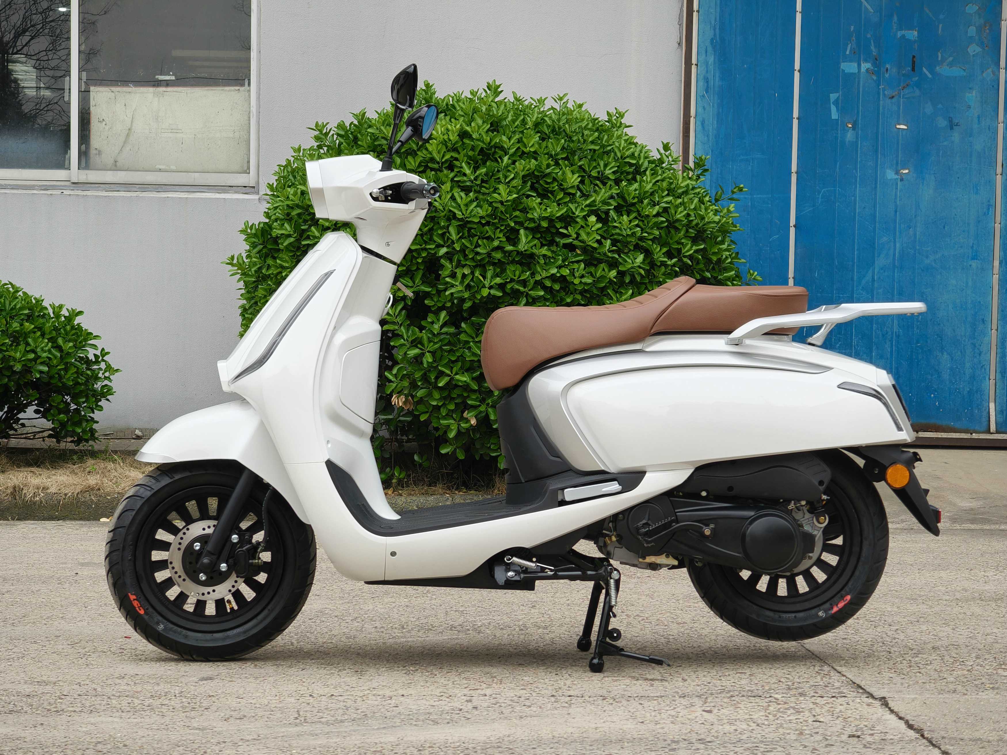 125/150cc Scooter Petrol Motocycle Motorbike Gasoline Moto