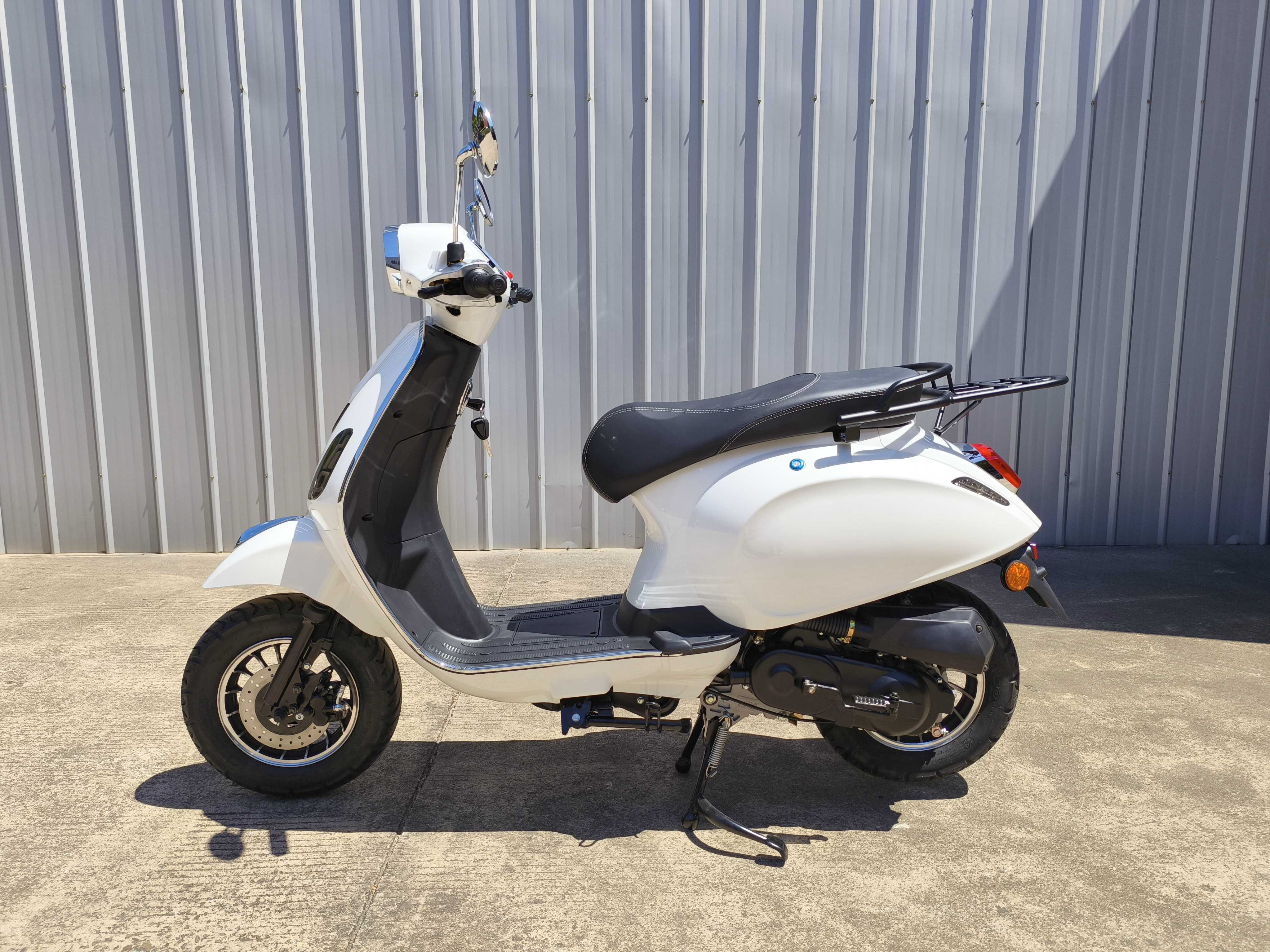 New Gasoline Scooter  50CC with Euro 5