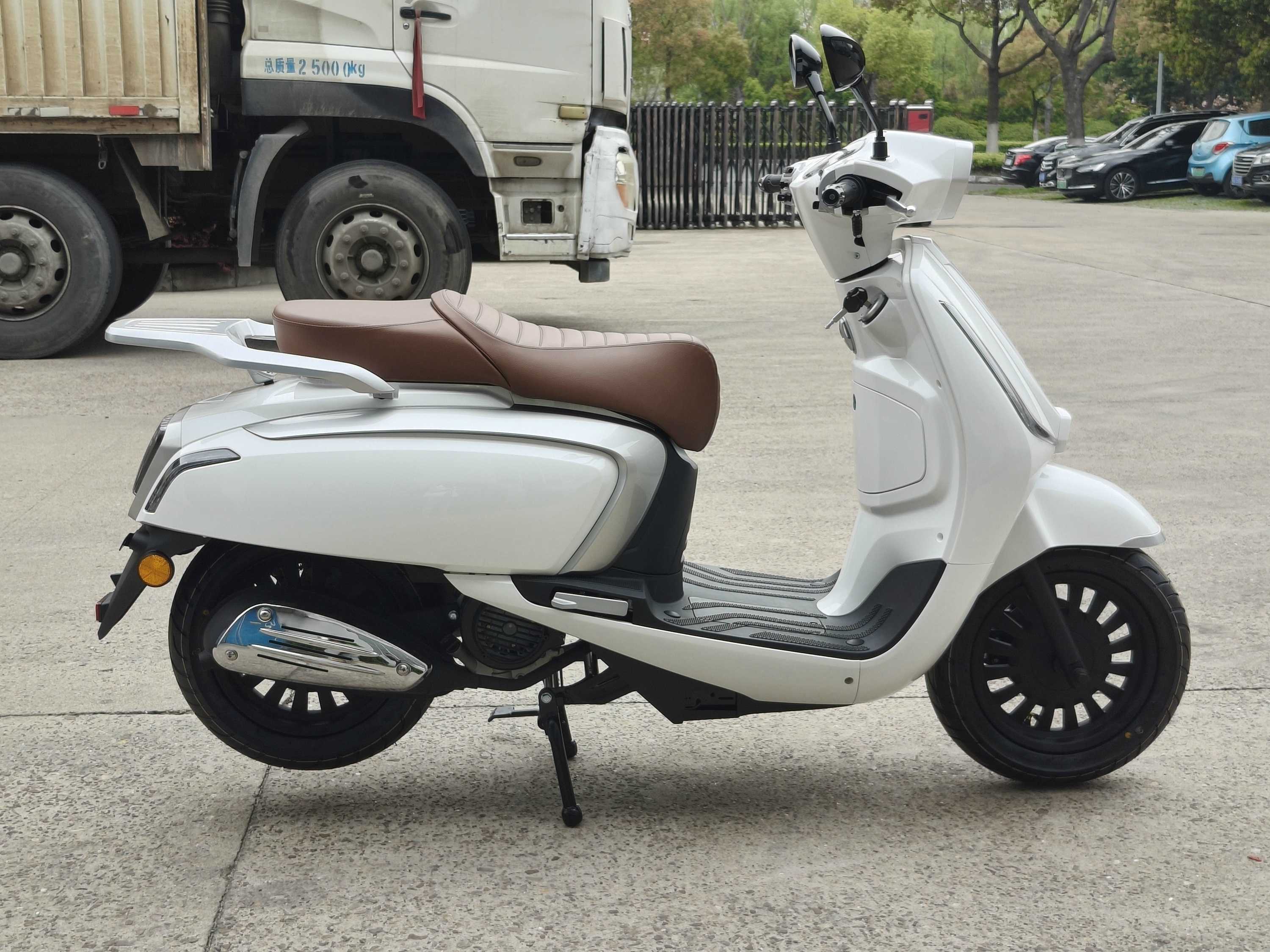 125/150cc Scooter Petrol Motocycle Motorbike Gasoline Moto