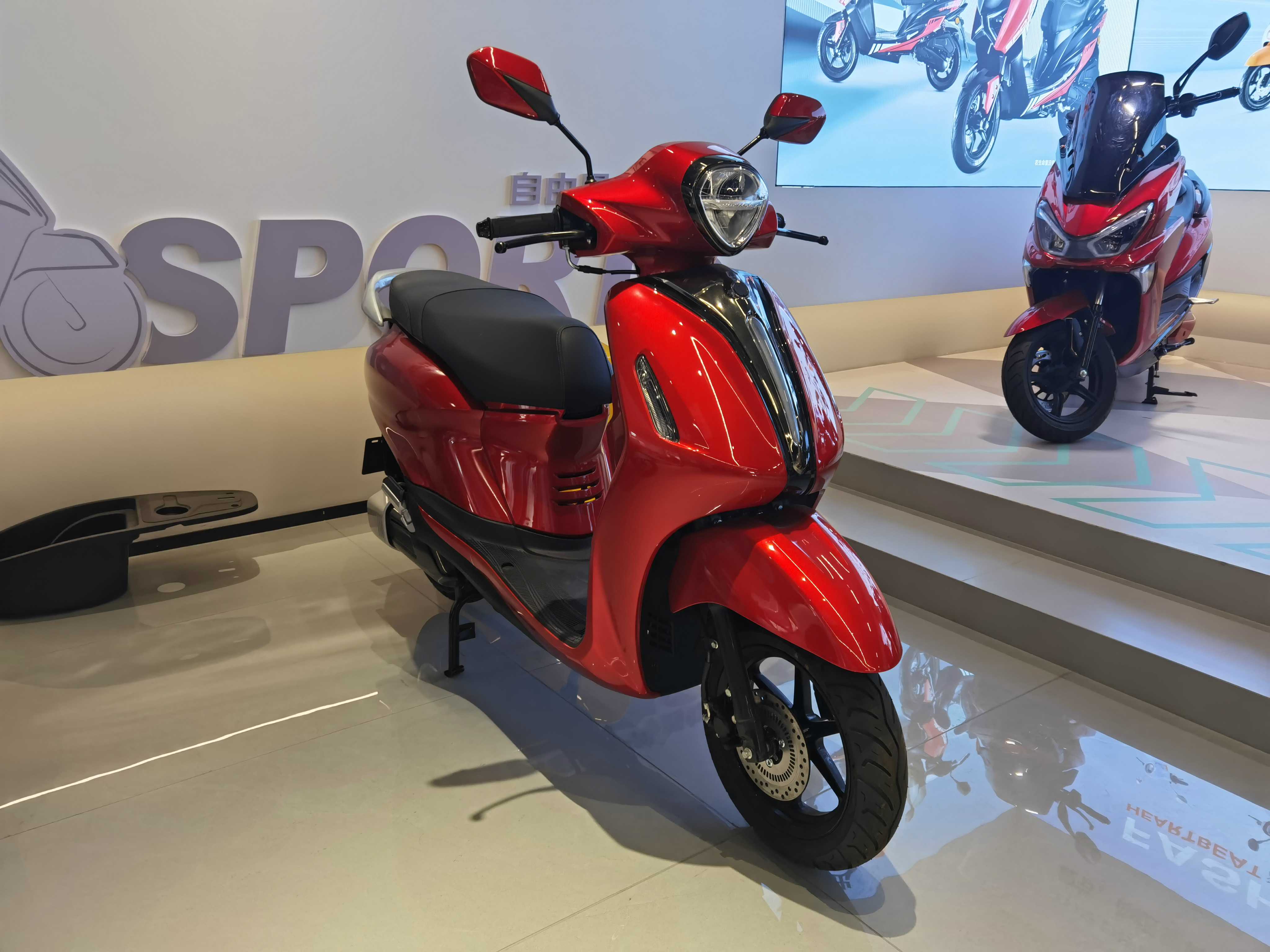 72V30AH*2 2000W Moto Electrica Electric Scooter Electric Motorcycle