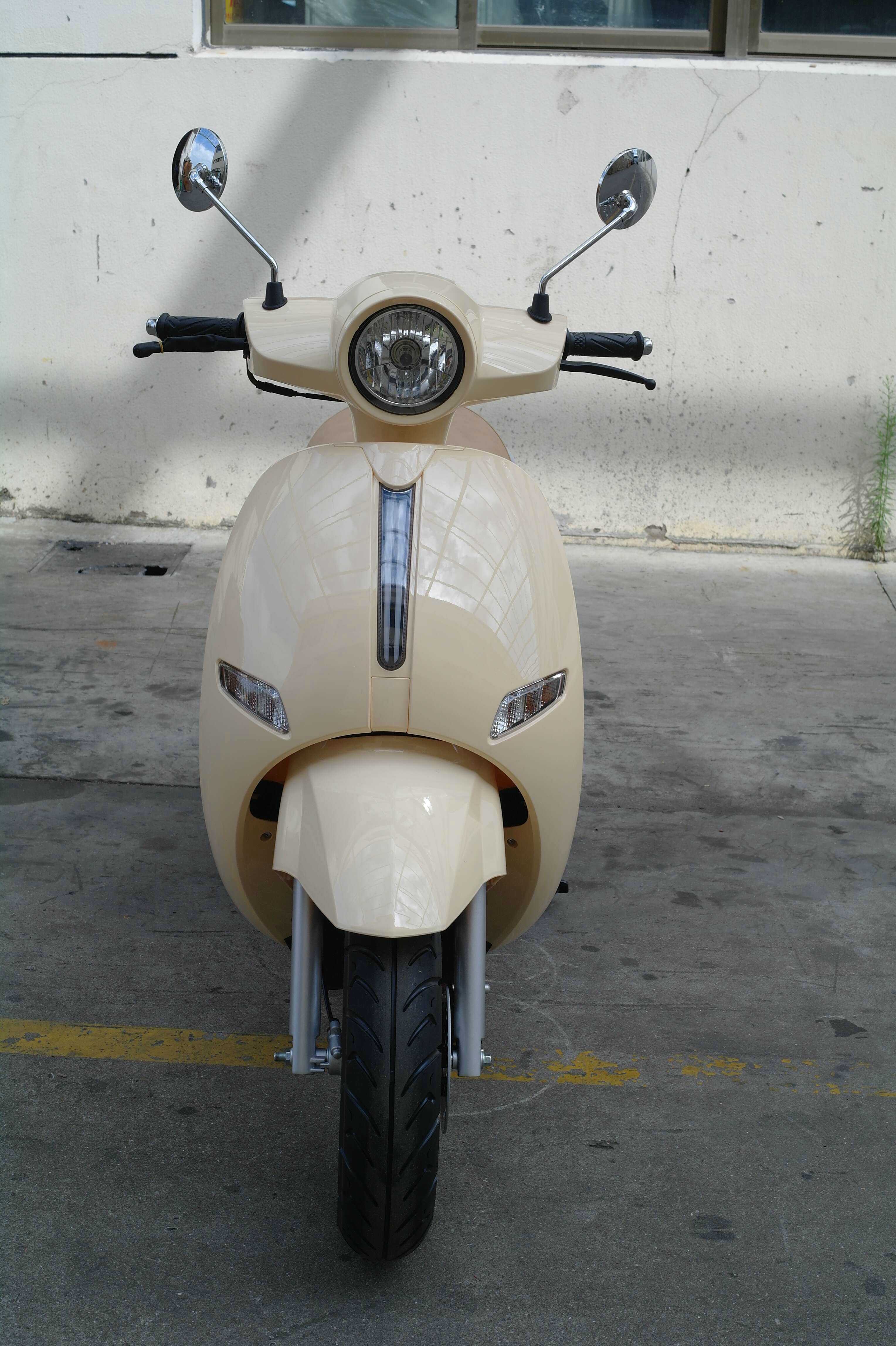 125cc Scooter Petrol Motorcycle Gas Motorbike Moto